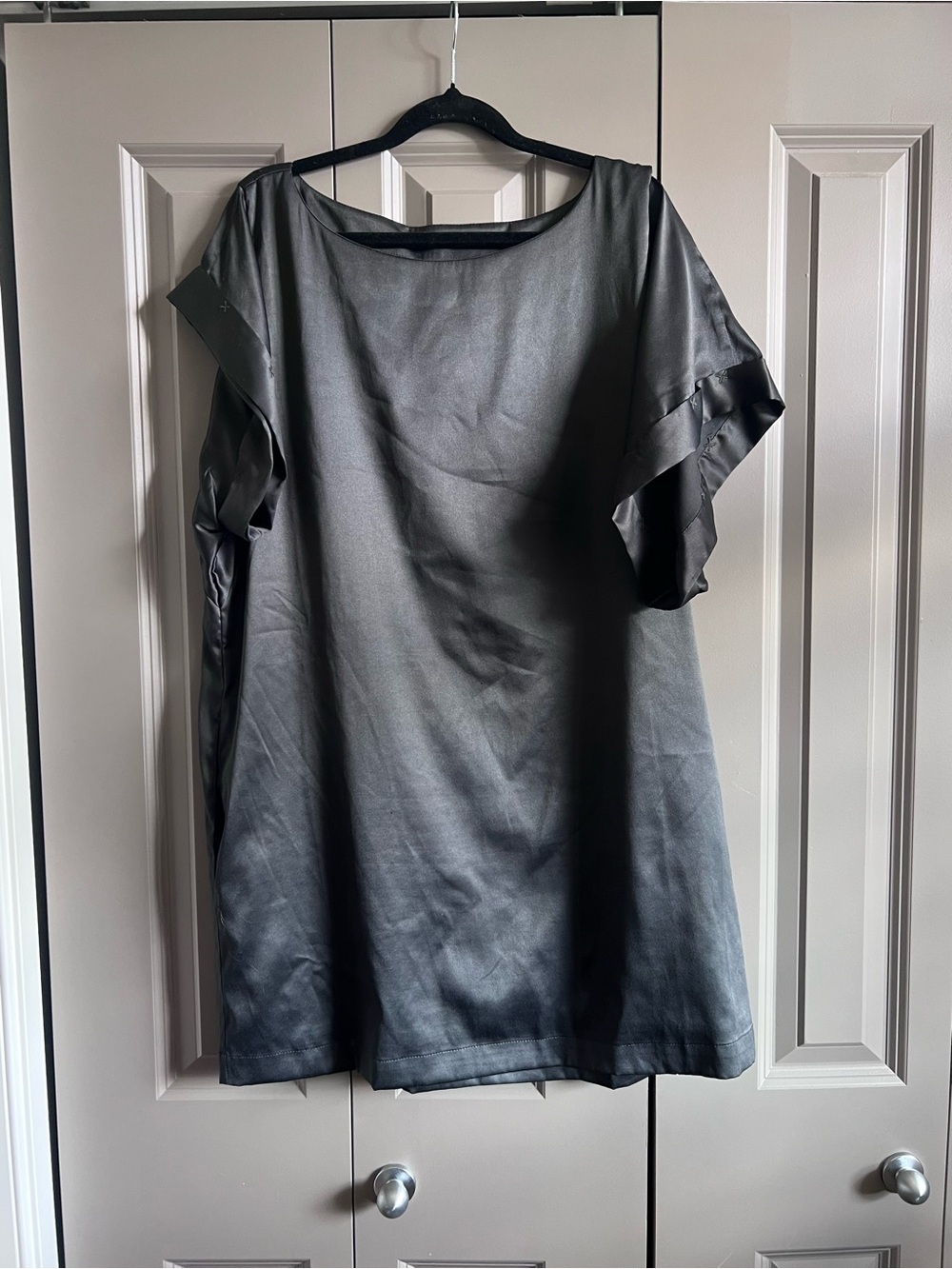 Vero Moda Charcoal Satin Ruffle Sleeve Tunic